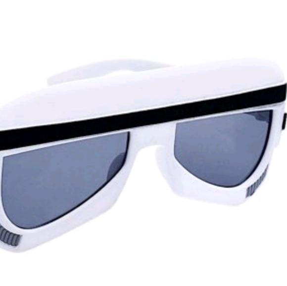 Disney Star Wars Kid's Sunglasses - Picture 4 of 5